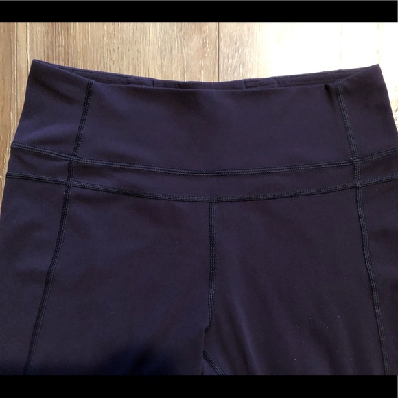 🎈 Lululemon Pushing Limits Crop 🎈 - Picture 7 of 9